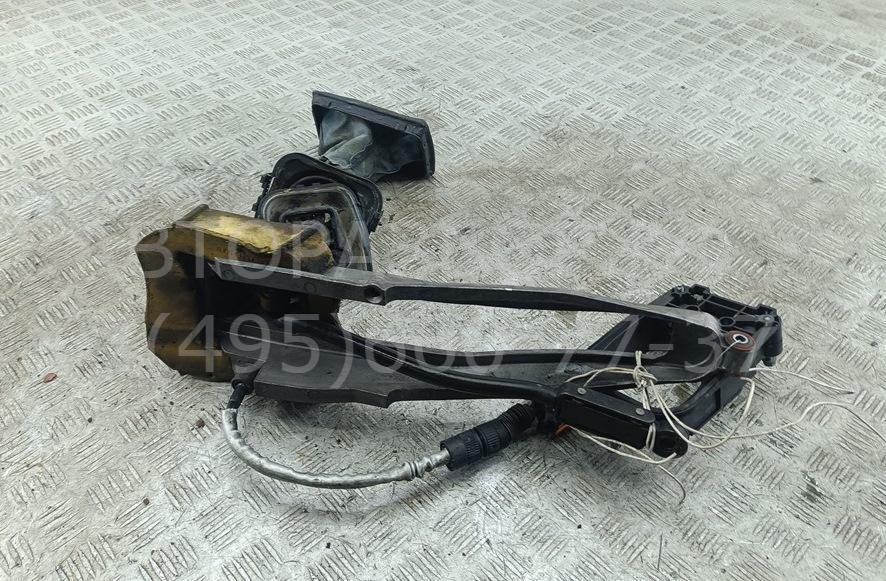 Кулиса МКПП / АКПП