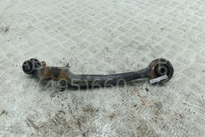 Рычаг передний левый