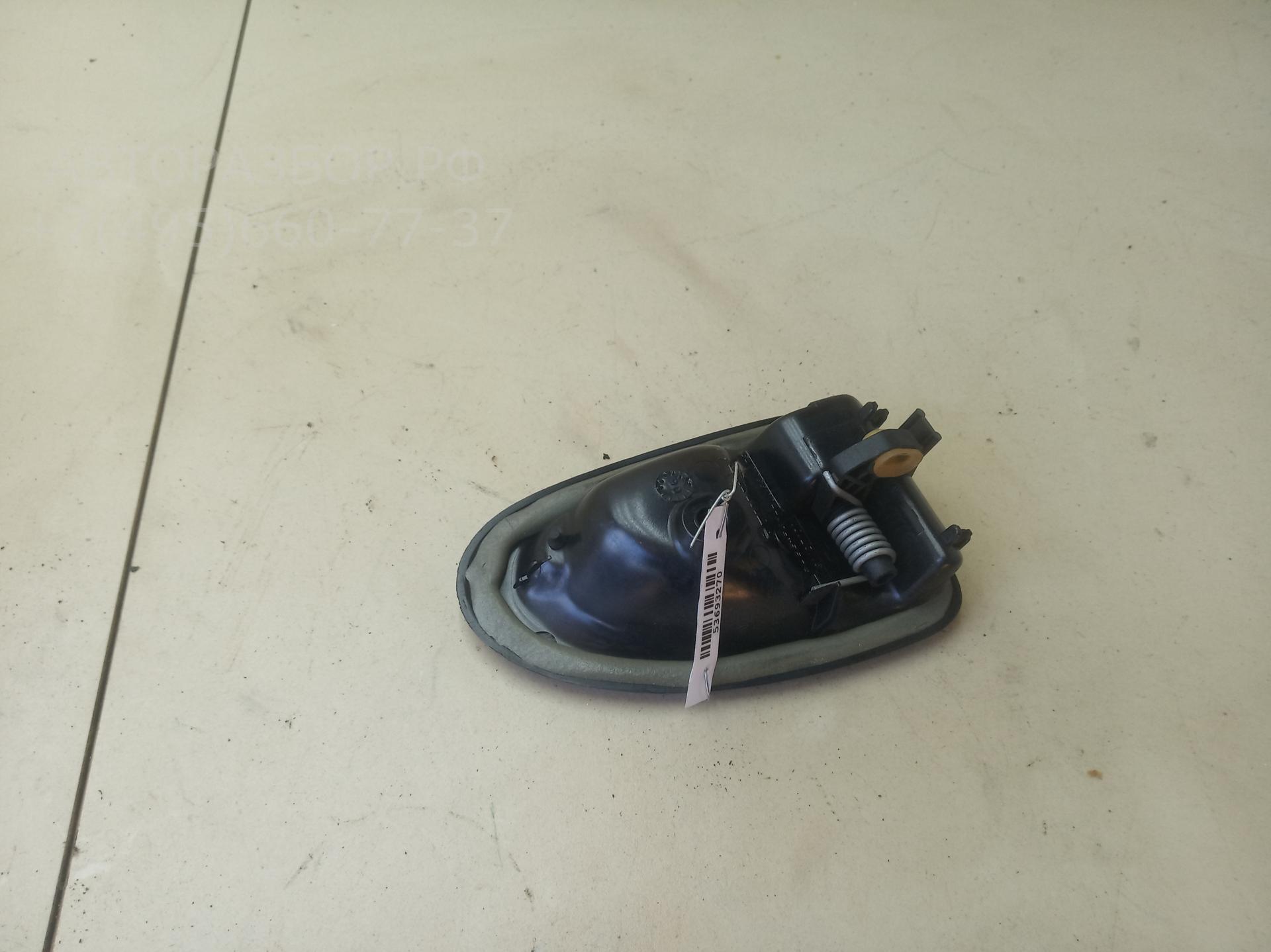 Ручка двери задней внутренняя правая