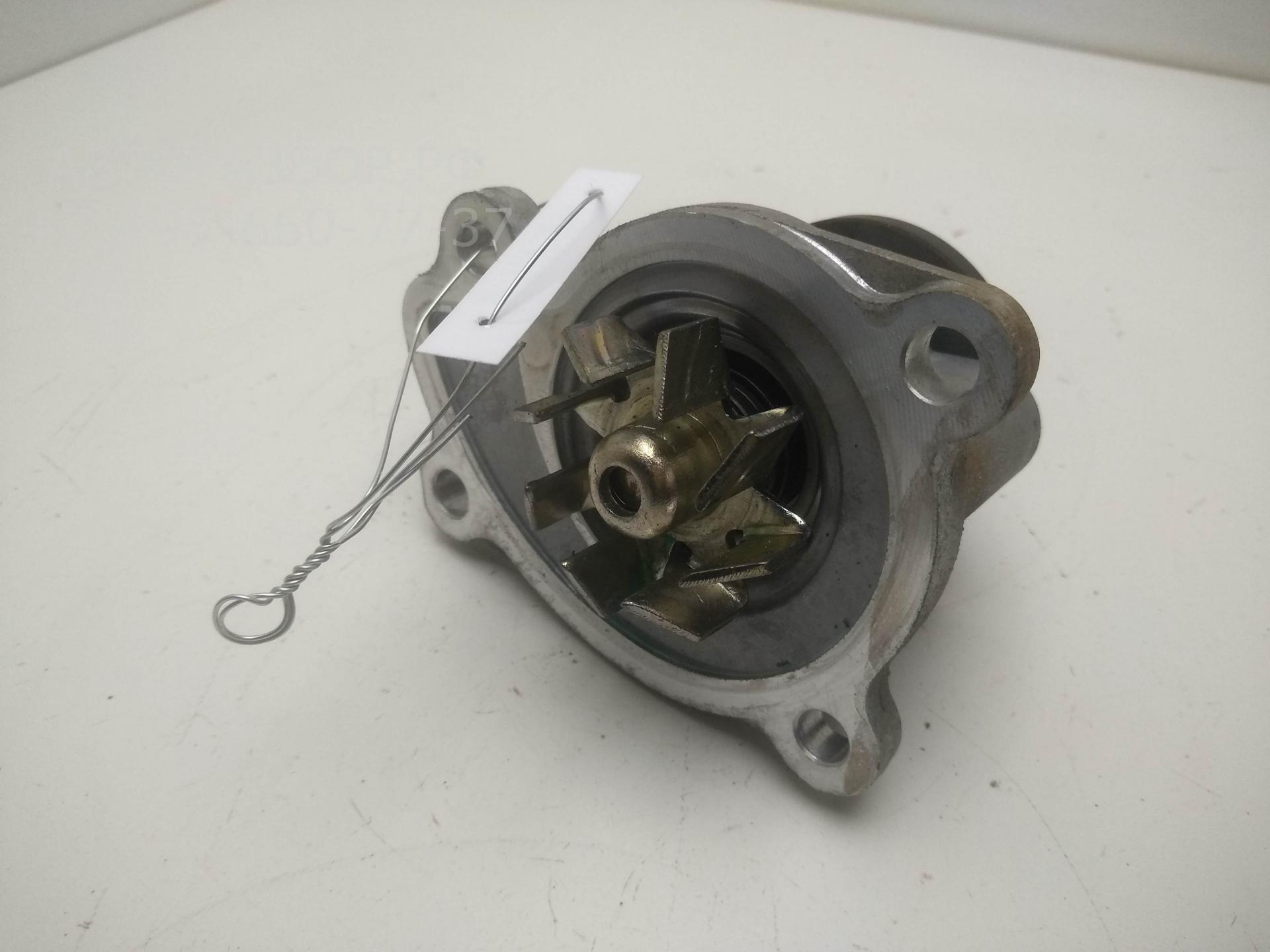 Насос водяной (помпа)