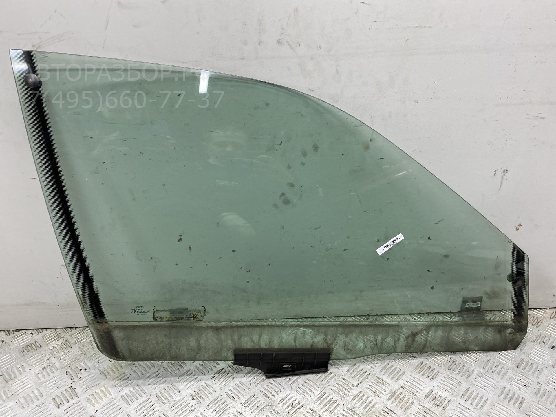 Стекло двери передней правой