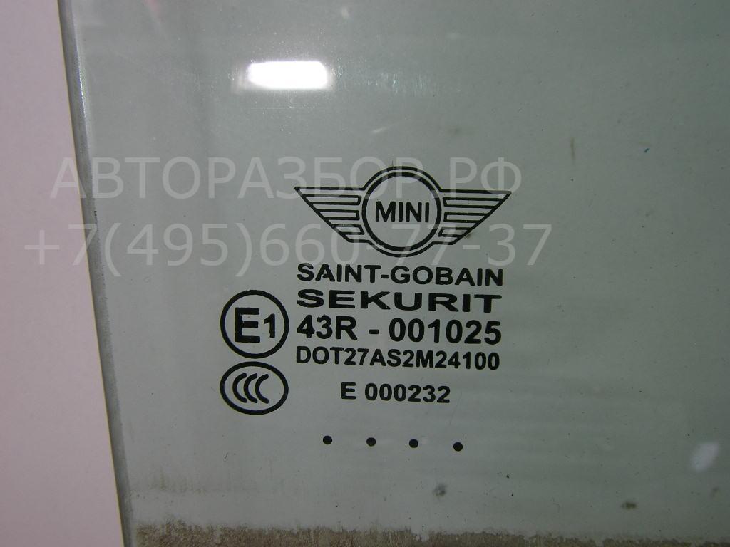 Стекло двери передней правой