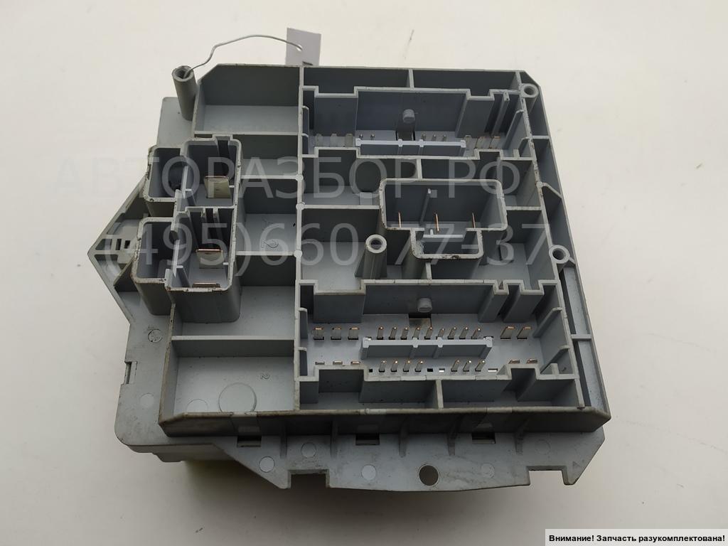 Блок предохранителей
