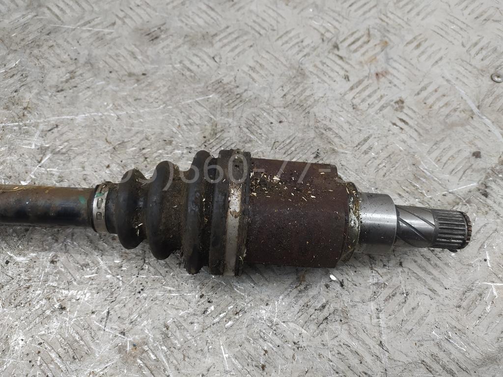 Полуось передняя правая