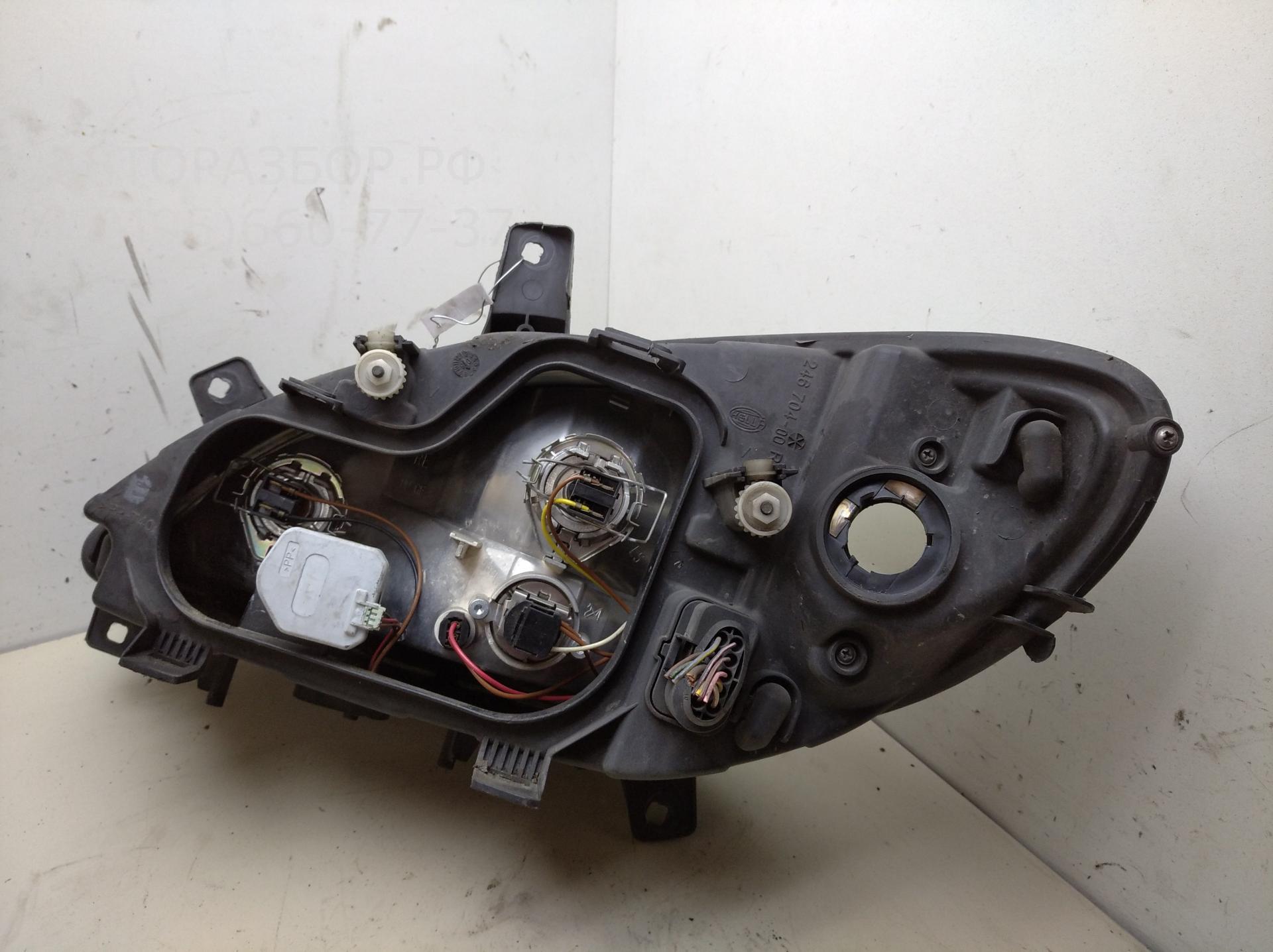 Фара правая