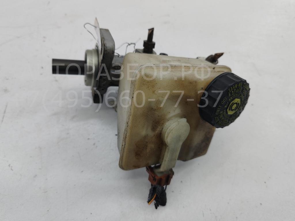 Цилиндр тормозной главный