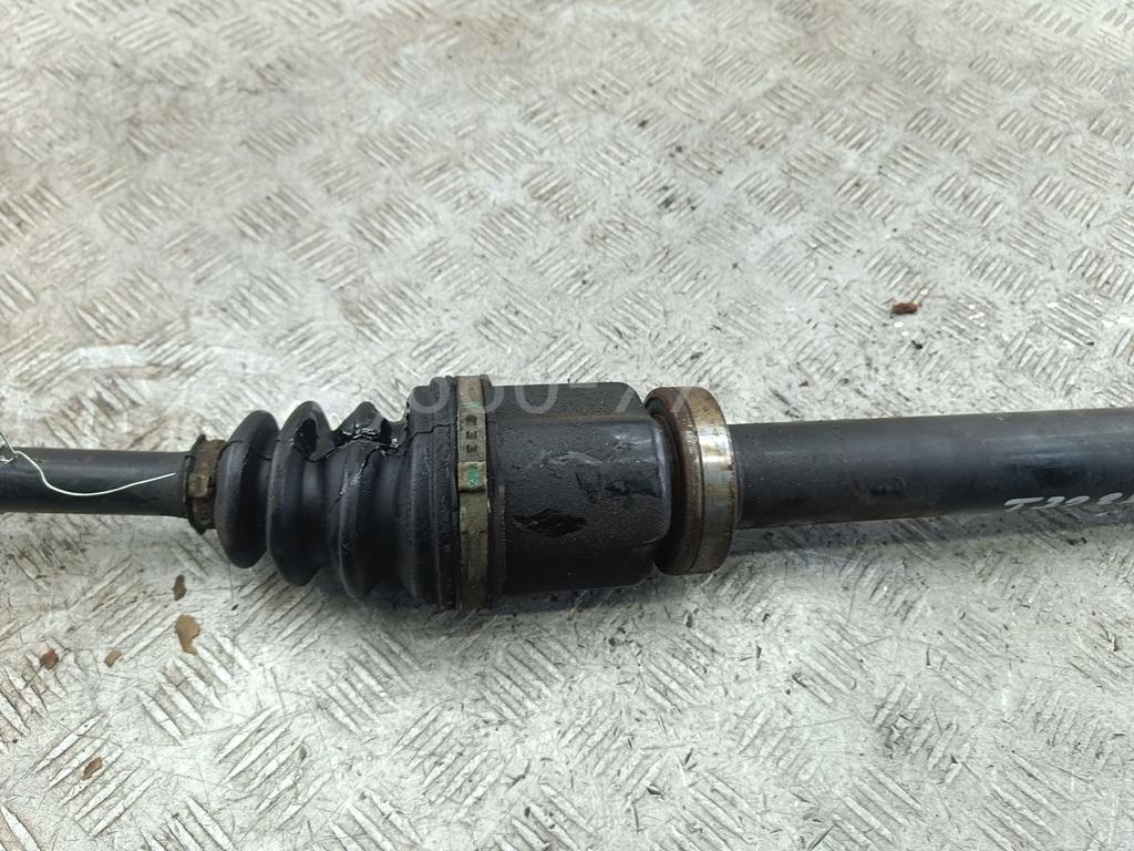 Полуось передняя правая
