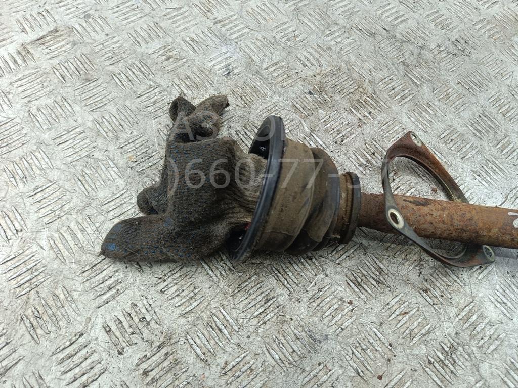 Полуось передняя левая