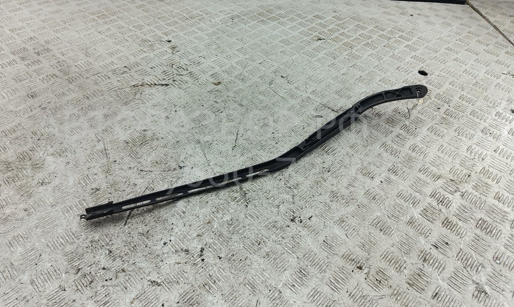 Поводок стеклоочистителя передний левый