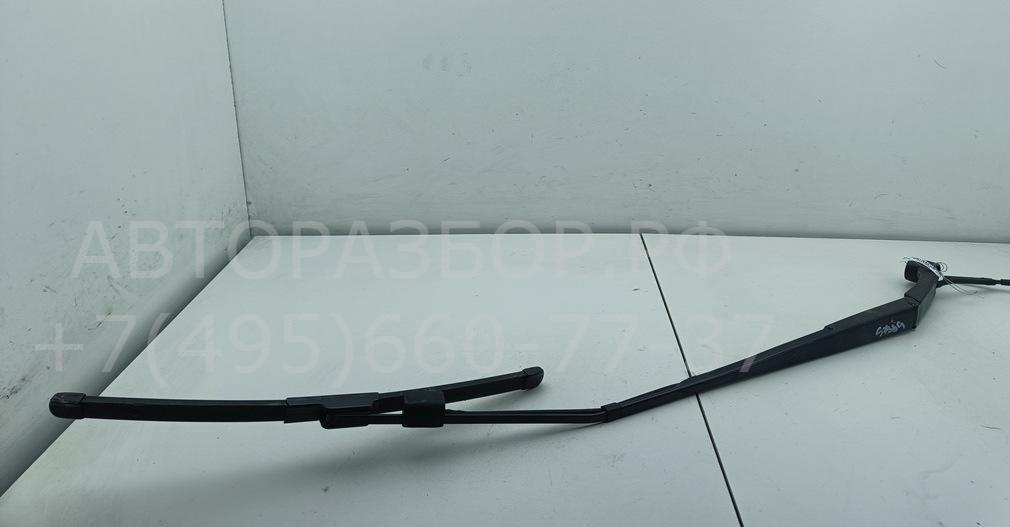 Поводок стеклоочистителя передний правый