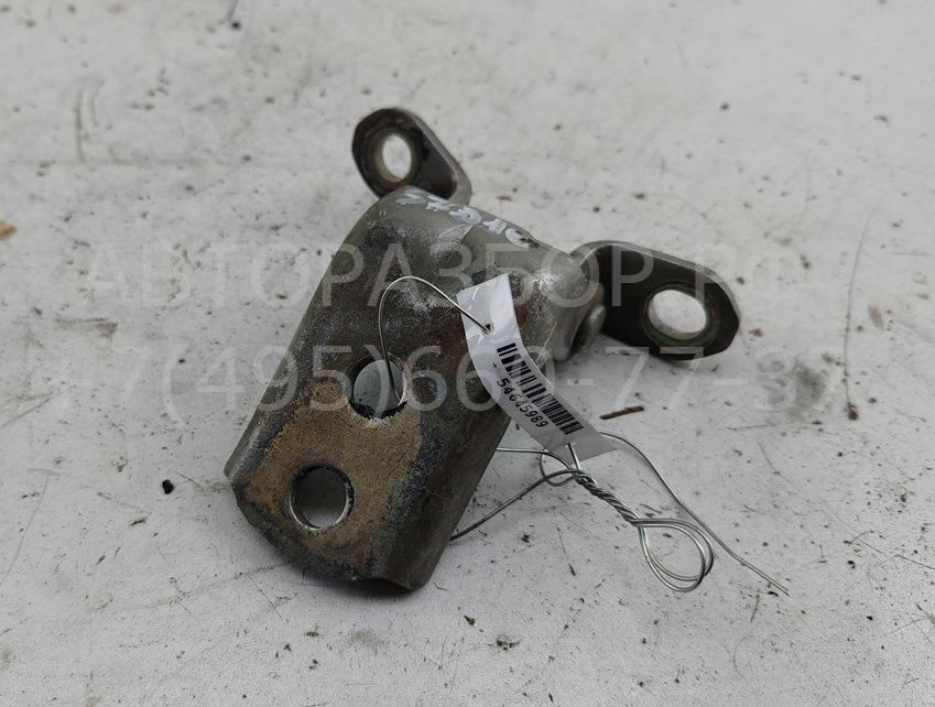 Петля двери