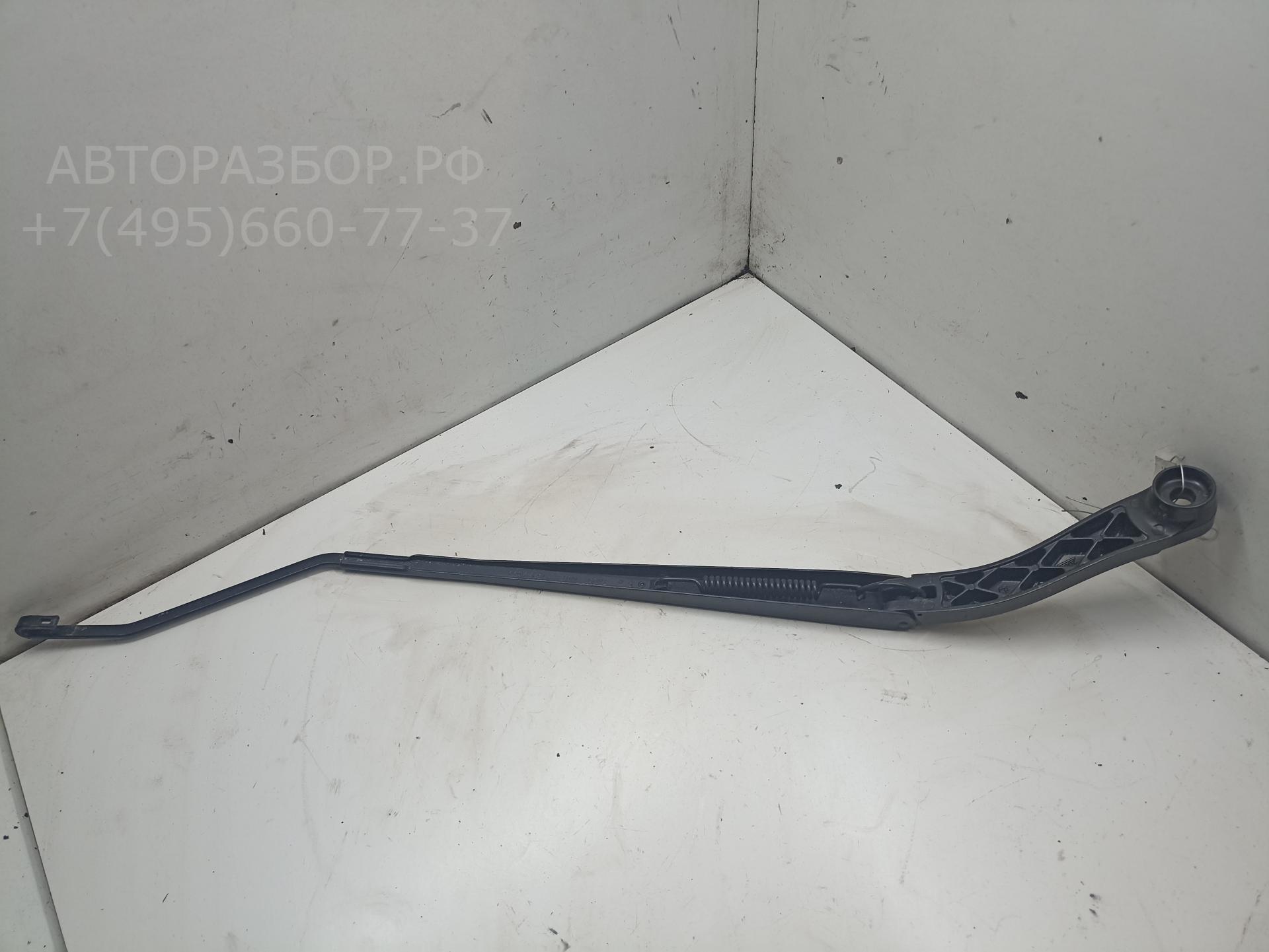 Поводок стеклоочистителя передний правый