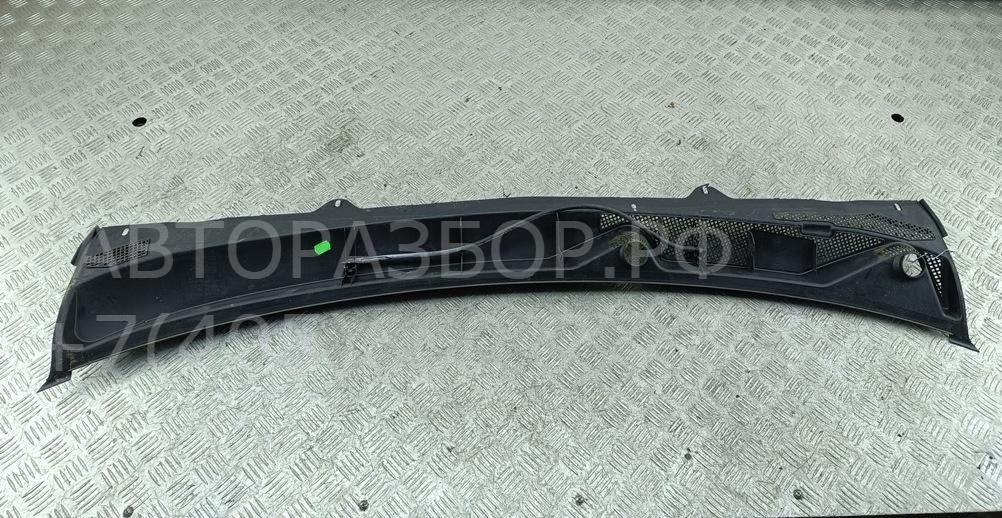 Решетка стеклоочистителей (Жабо)