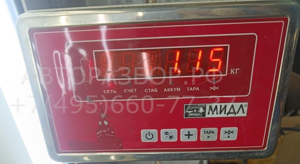 Стекло двери передней правой (форточка)