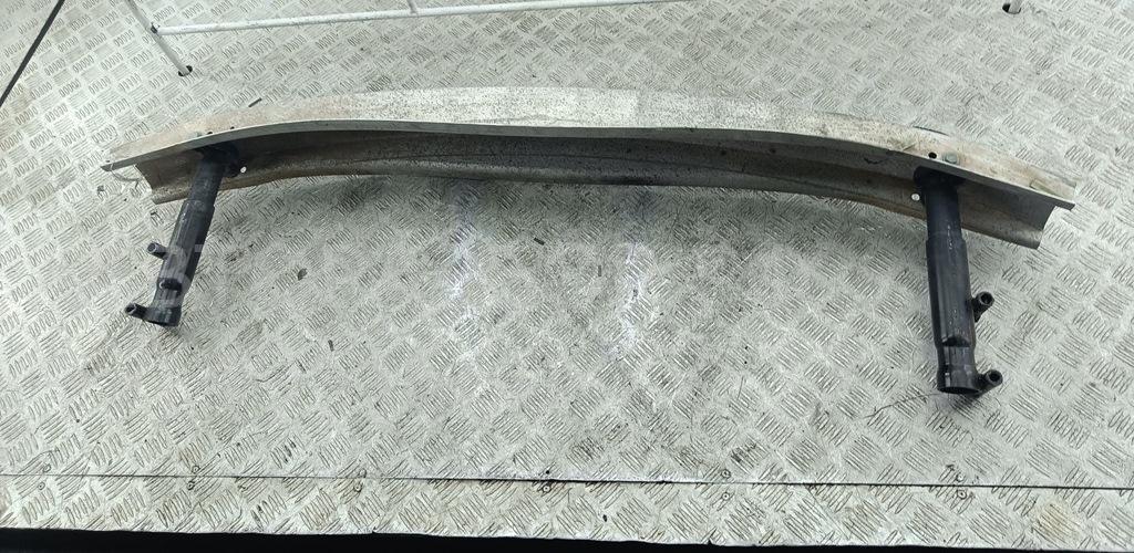 Усилитель заднего бампера