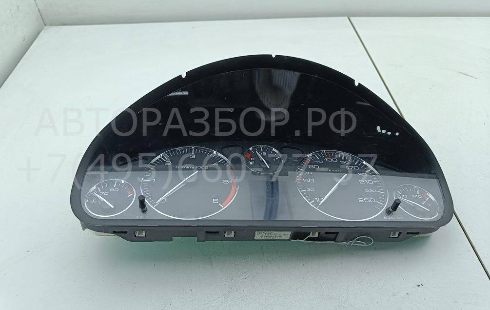 Панель приборов