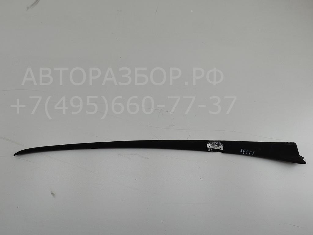 Молдинг лобового стекла