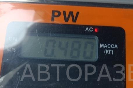 Поводок стеклоочистителя передний правый