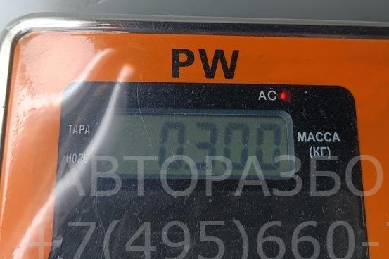 Клемма аккумулятора +