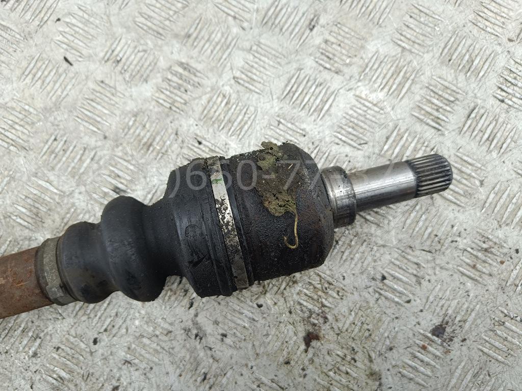 Полуось передняя левая