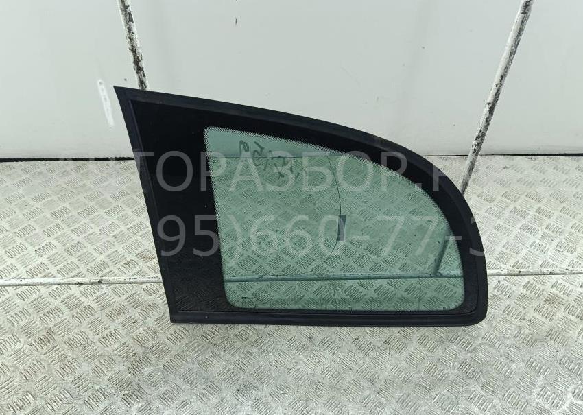 Стекло кузовное глухое левое