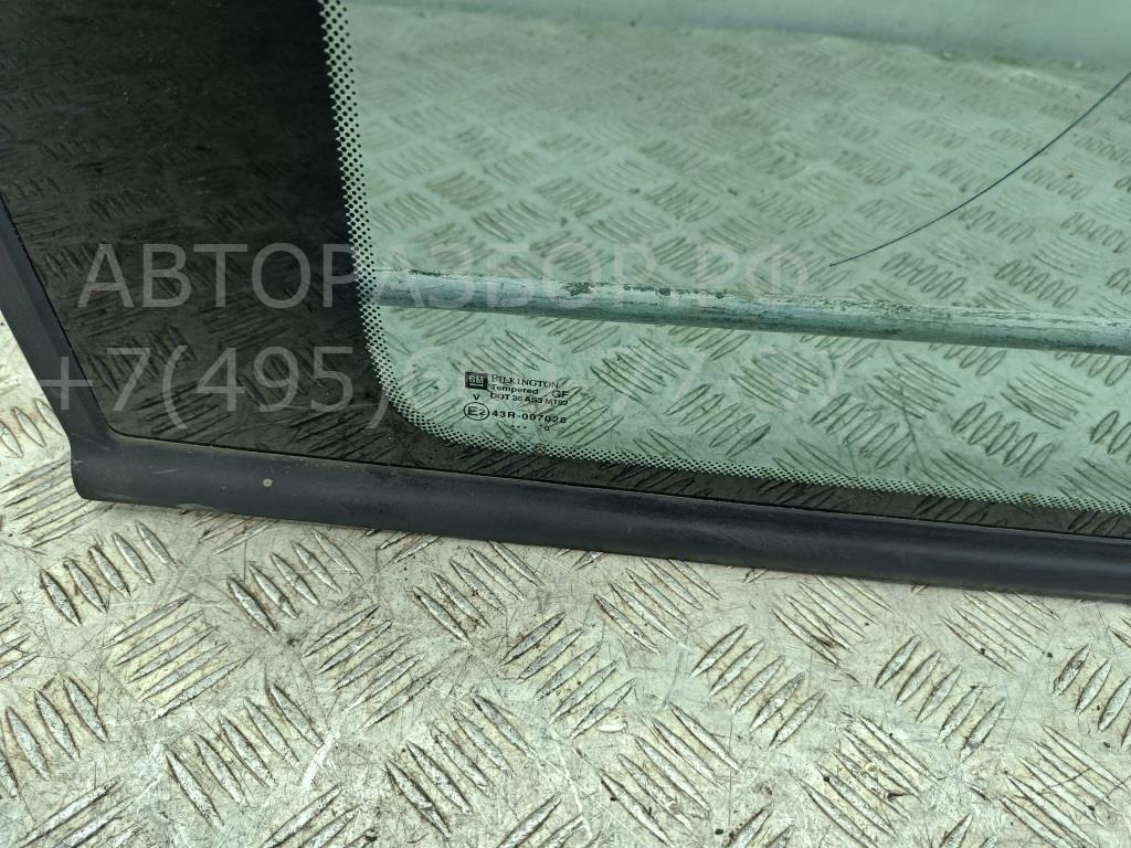 Стекло кузовное глухое левое