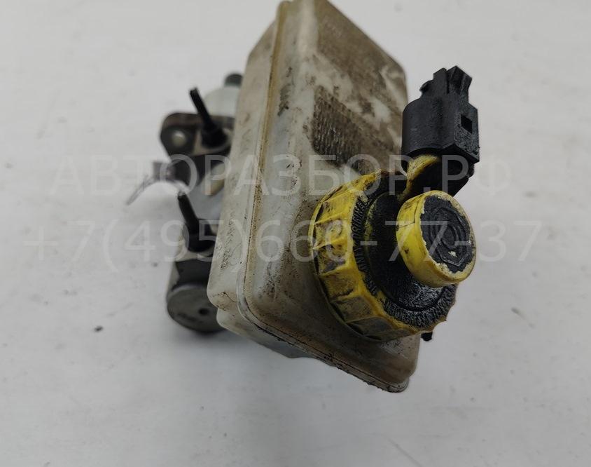 Цилиндр тормозной главный