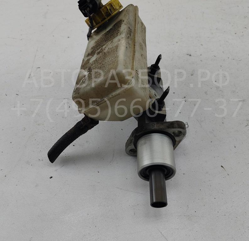 Цилиндр тормозной главный