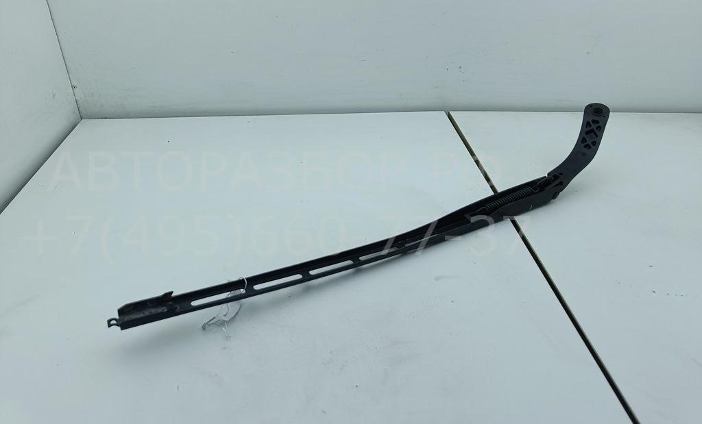 Поводок стеклоочистителя передний правый
