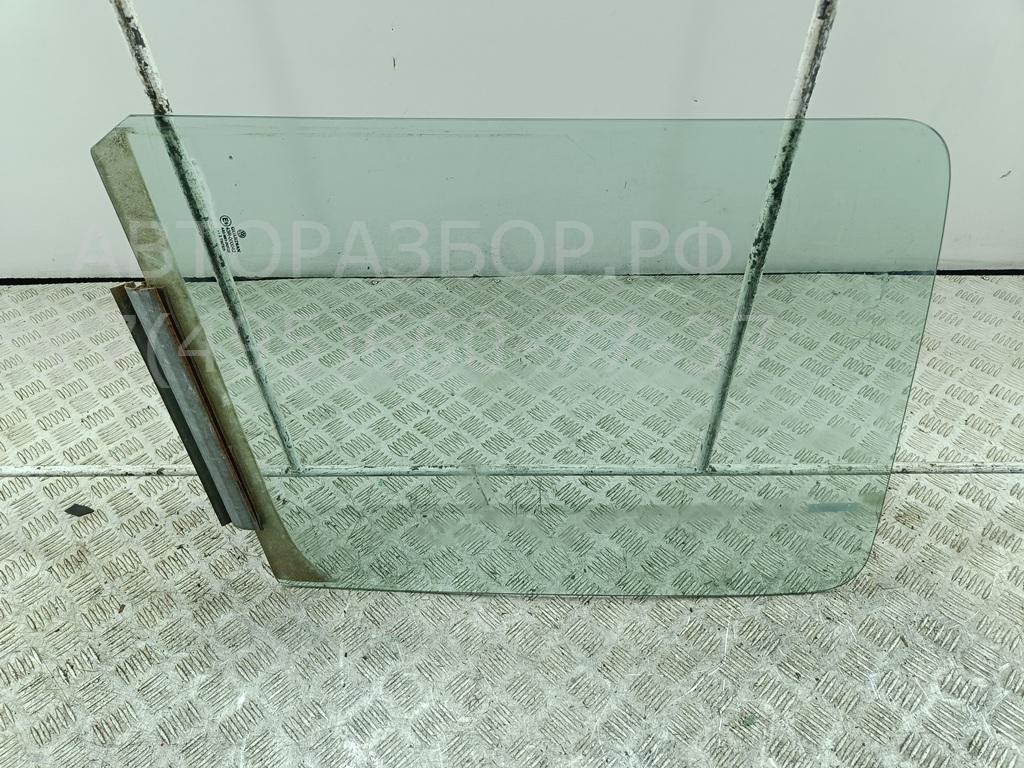Стекло двери передней левой