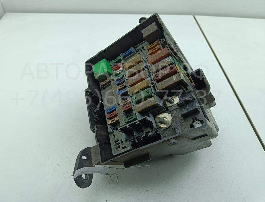 Блок предохранителей