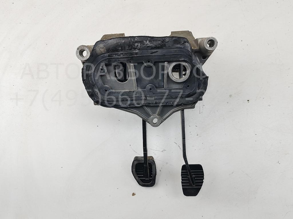 Блок педалей