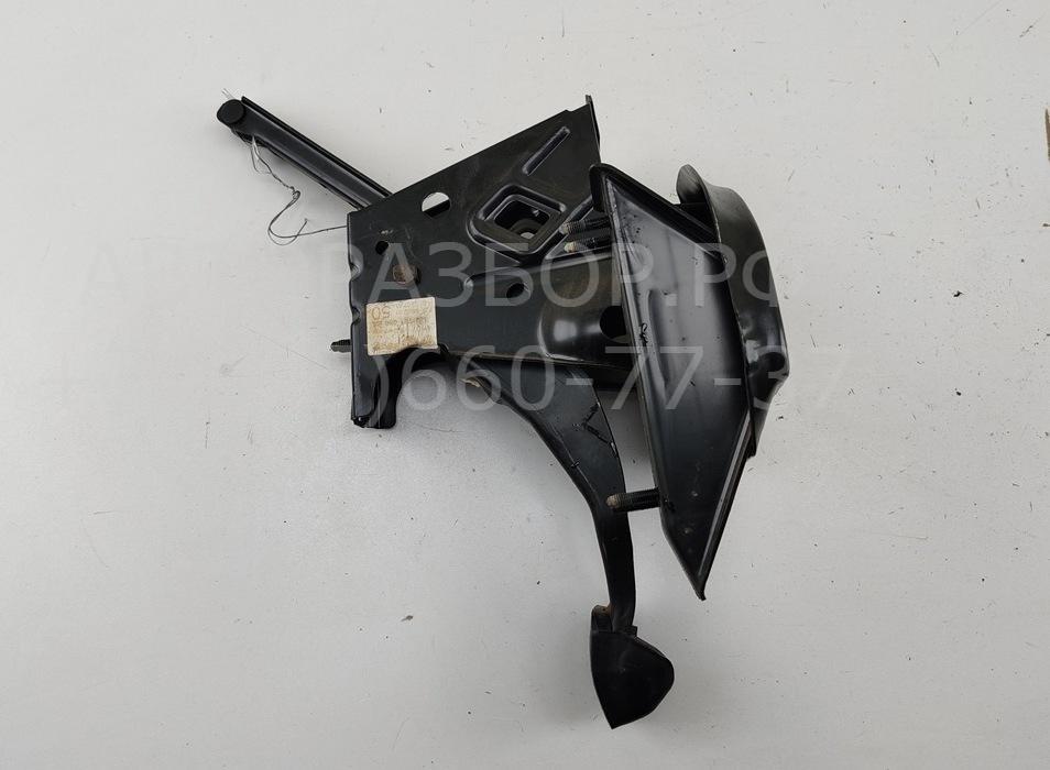 Педаль тормоза