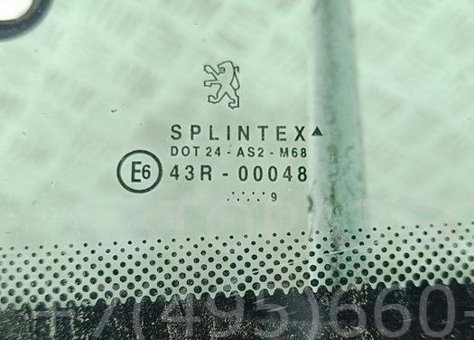 Стекло кузовное глухое правое