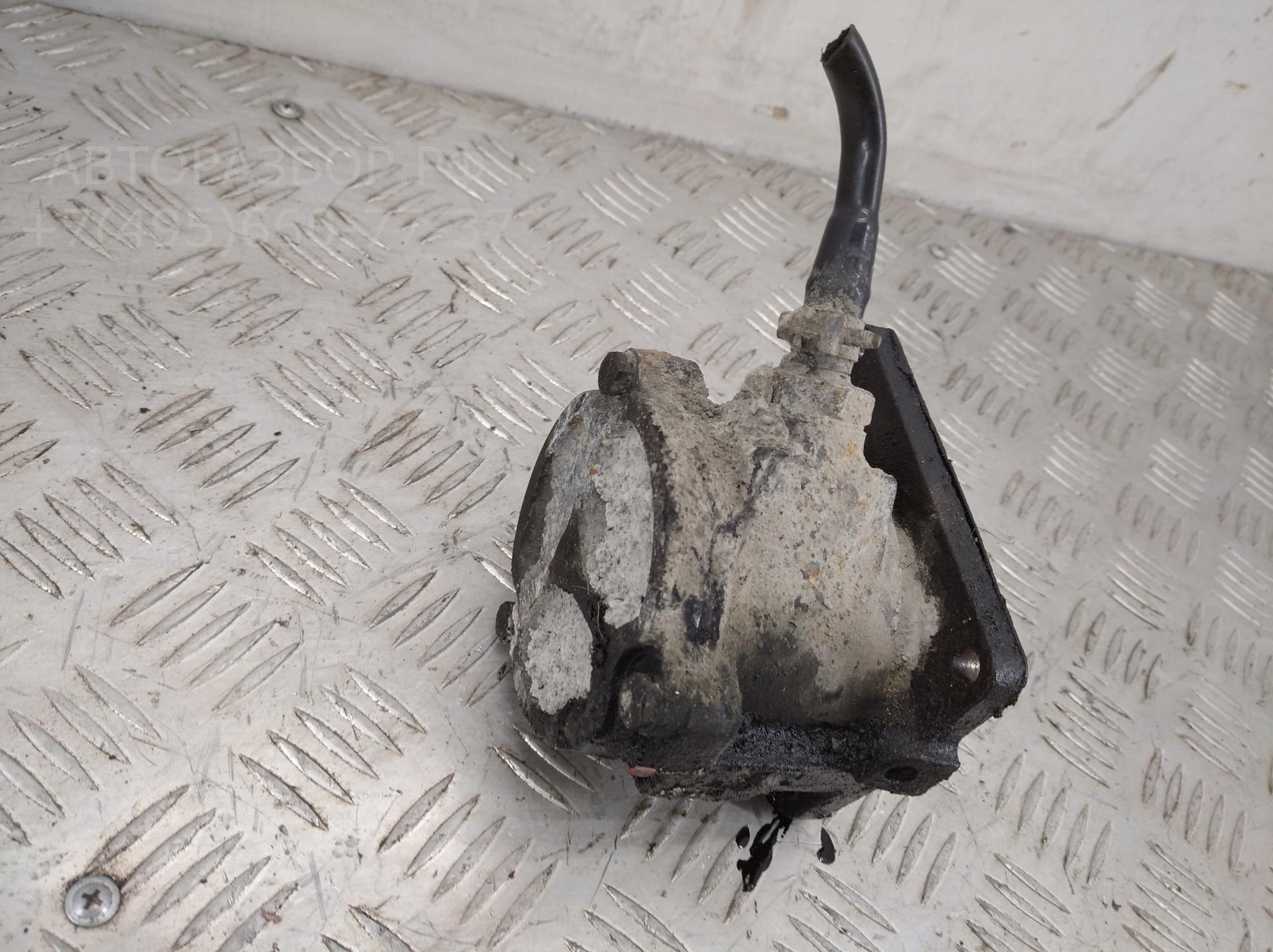 Насос вакуумный