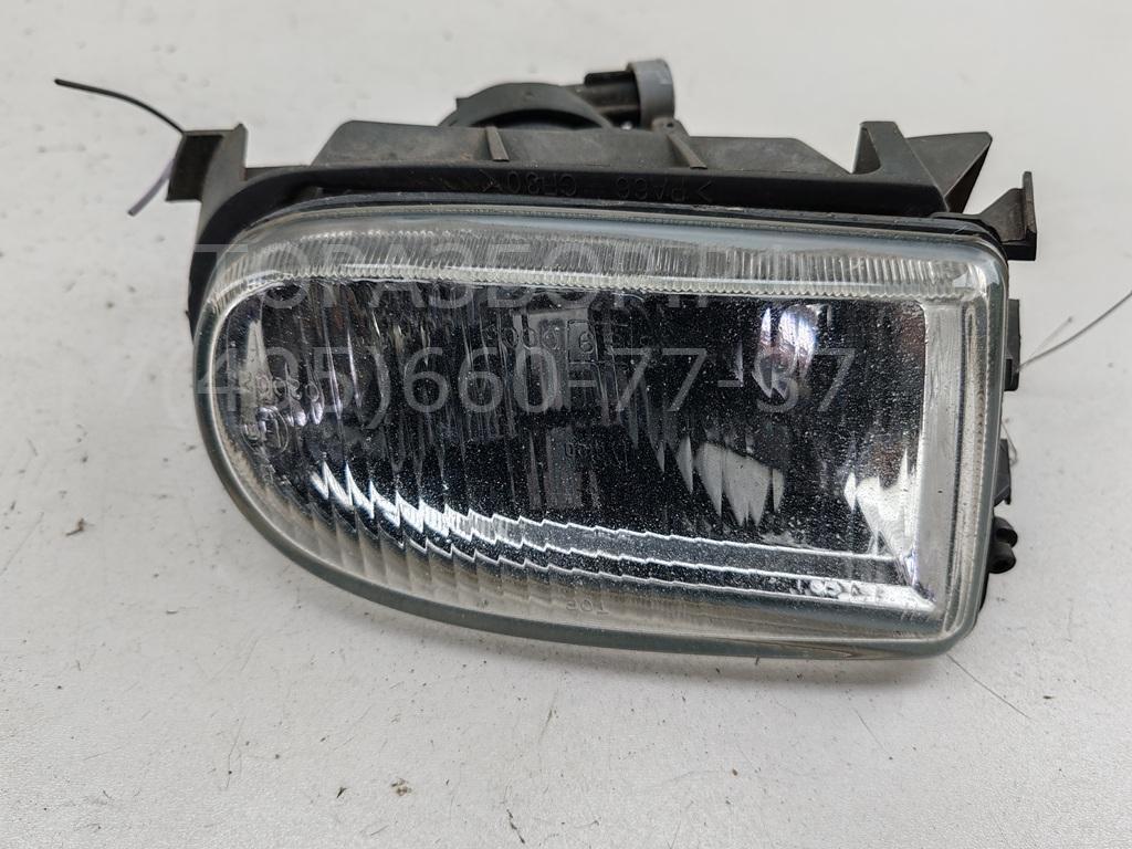 Фара противотуманная левая