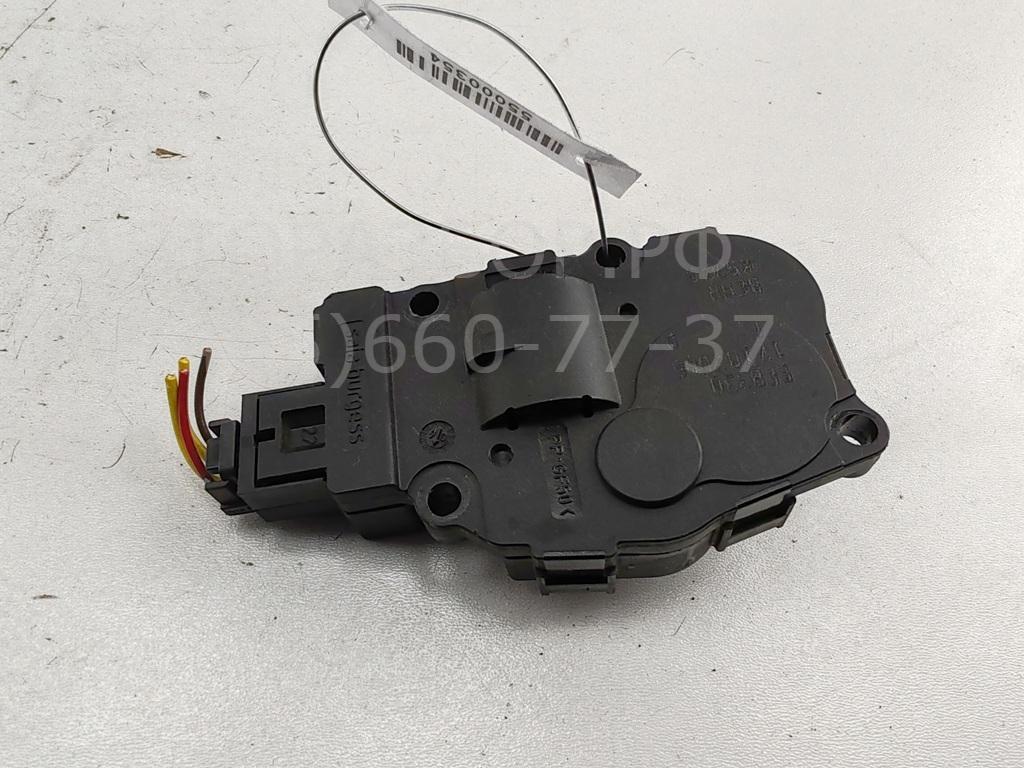 Моторчик заслонки печки