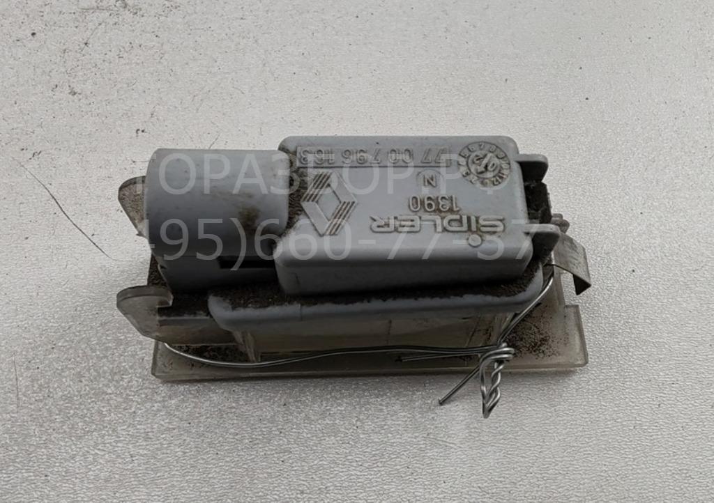 Фонарь подсветки номера