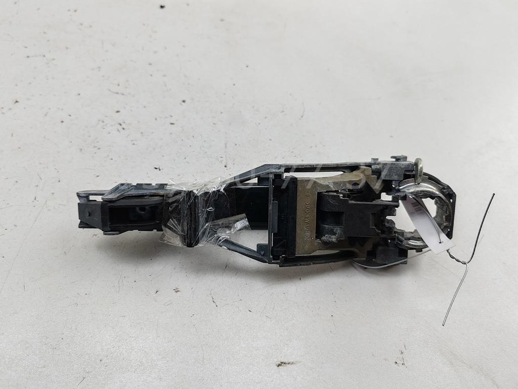 Ручка двери передней наружная левая