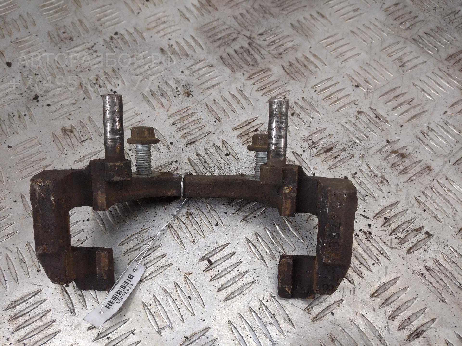 Скоба суппорта переднего