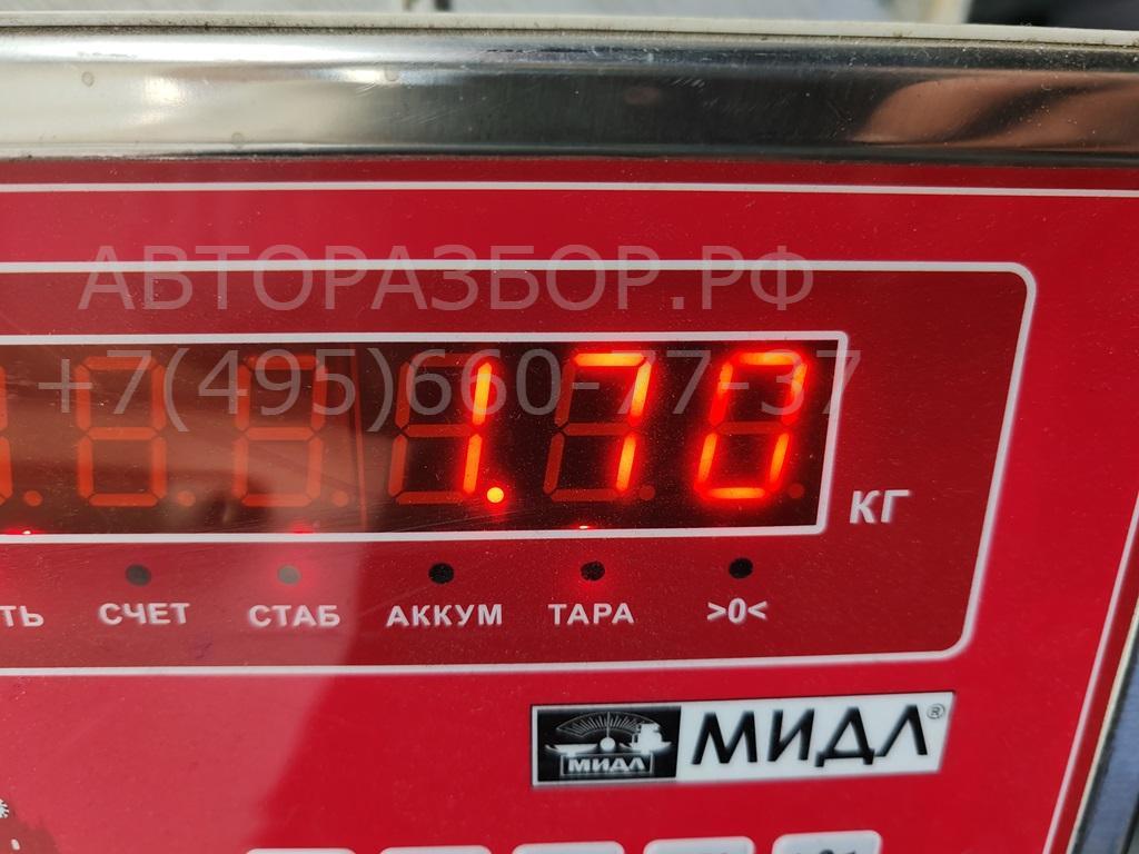 Стекло двери передней правой (форточка)