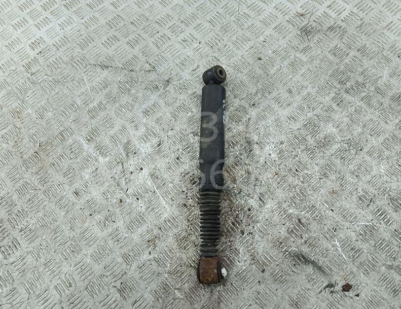 Амортизатор задний правый