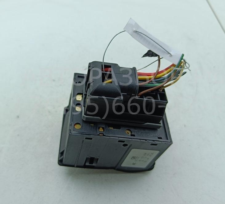 Переключатель света фар