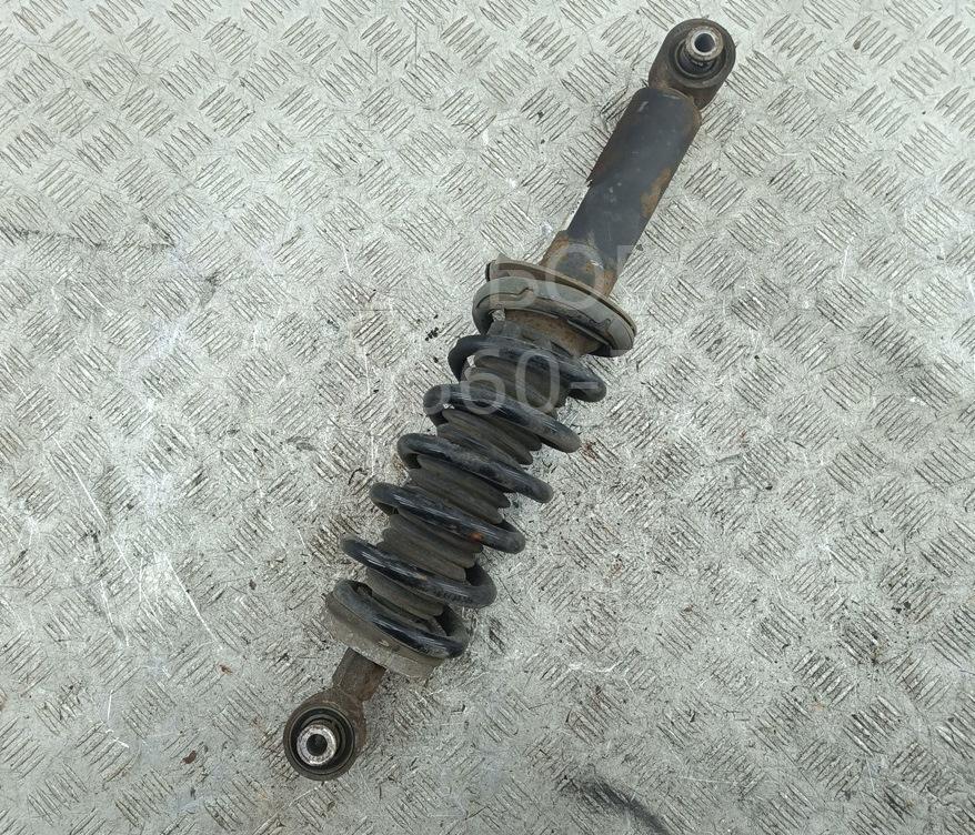 Амортизатор задний правый