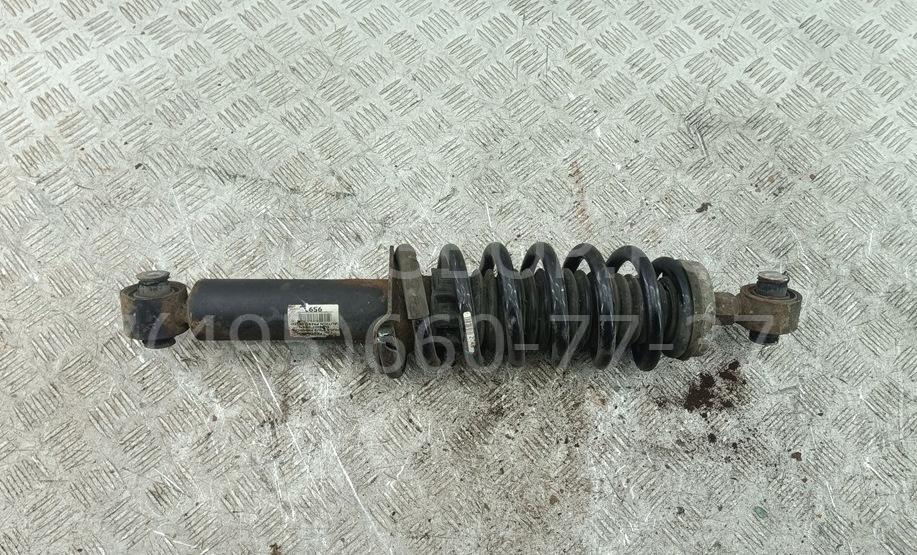 Амортизатор задний левый