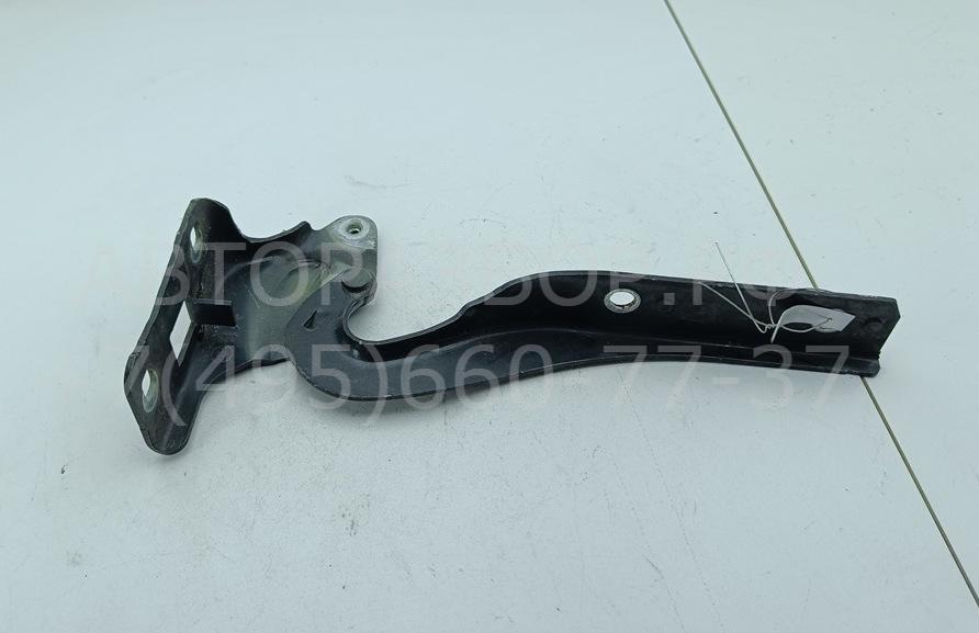 Петля капота левая