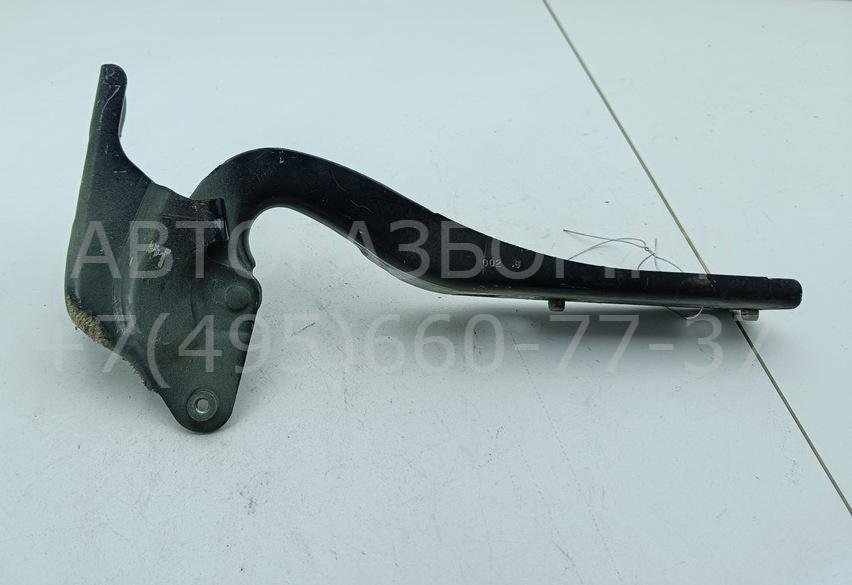 Петля капота левая