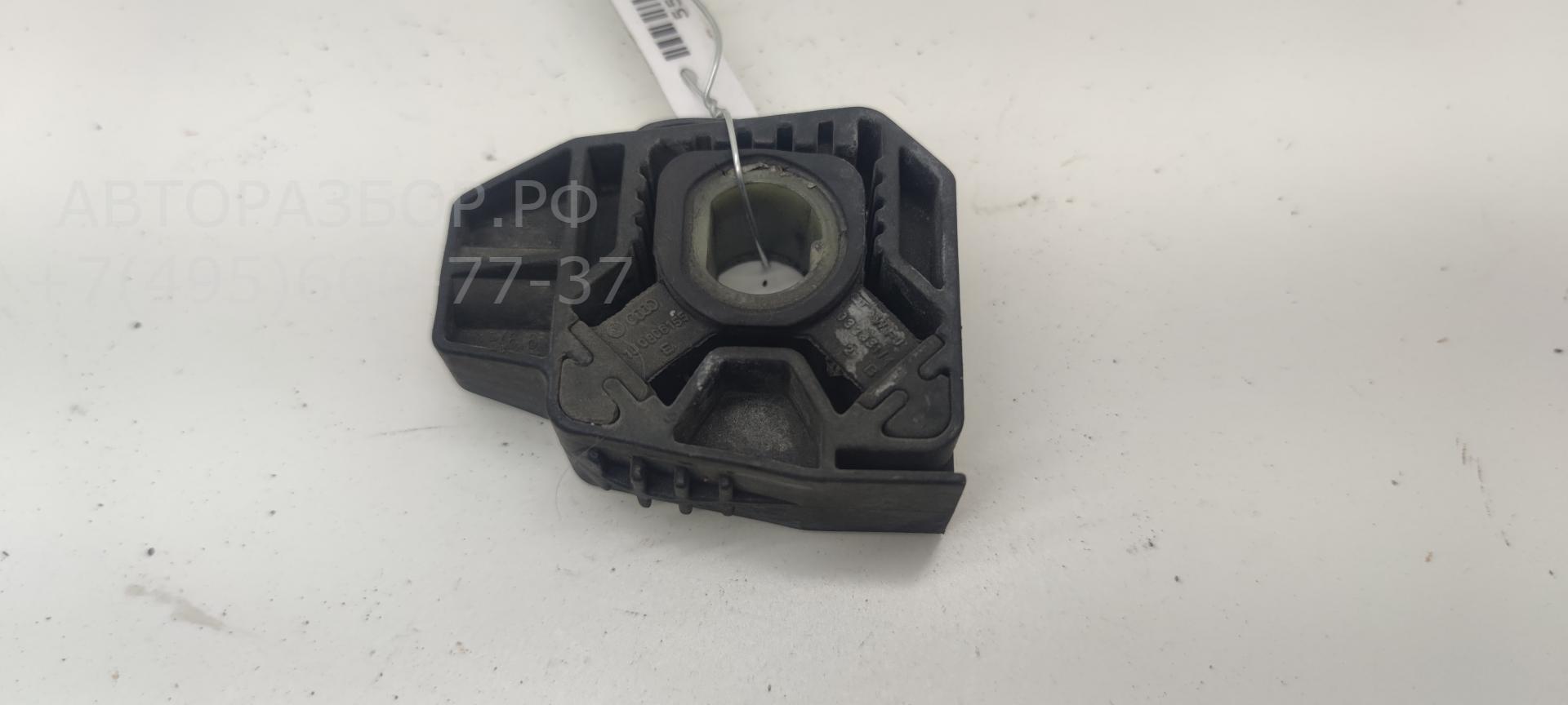 Кронштейн радиатора