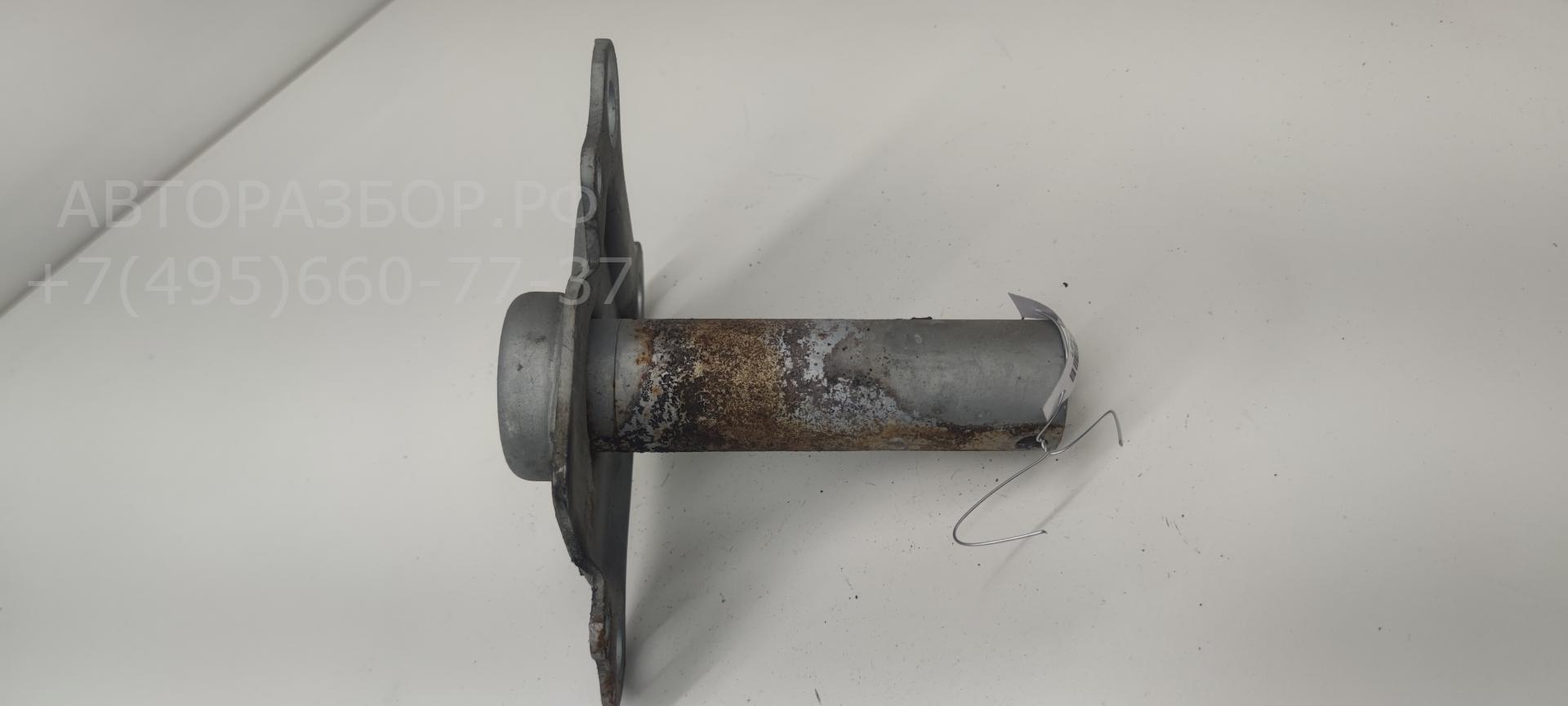 Кронштейн переднего бампера