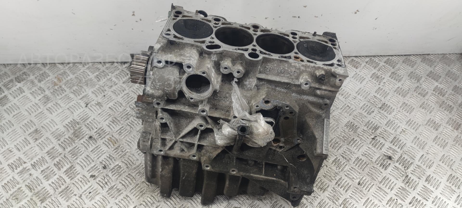 Блок двигателя